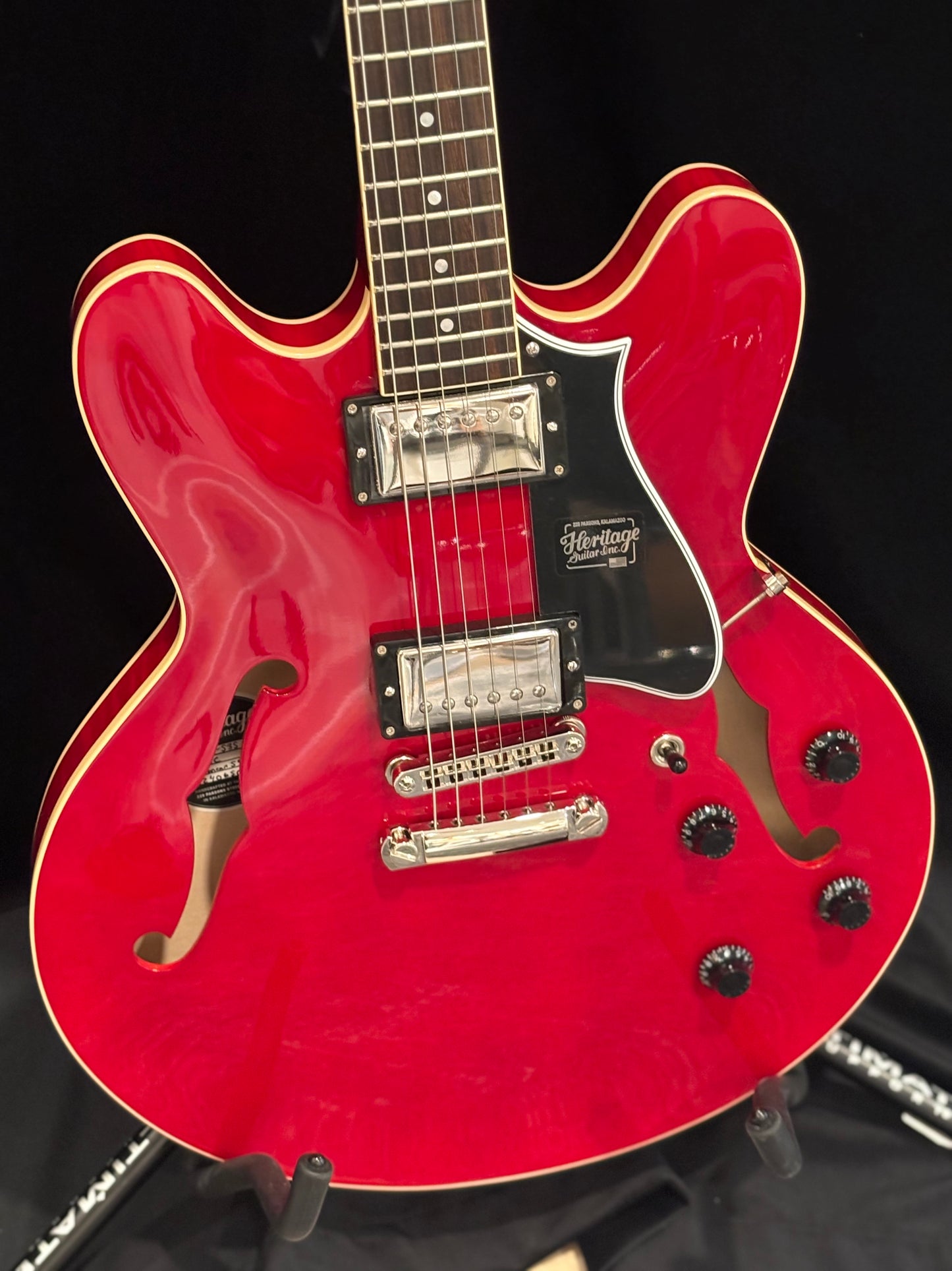 Heritage H-535 Translucent Cherry