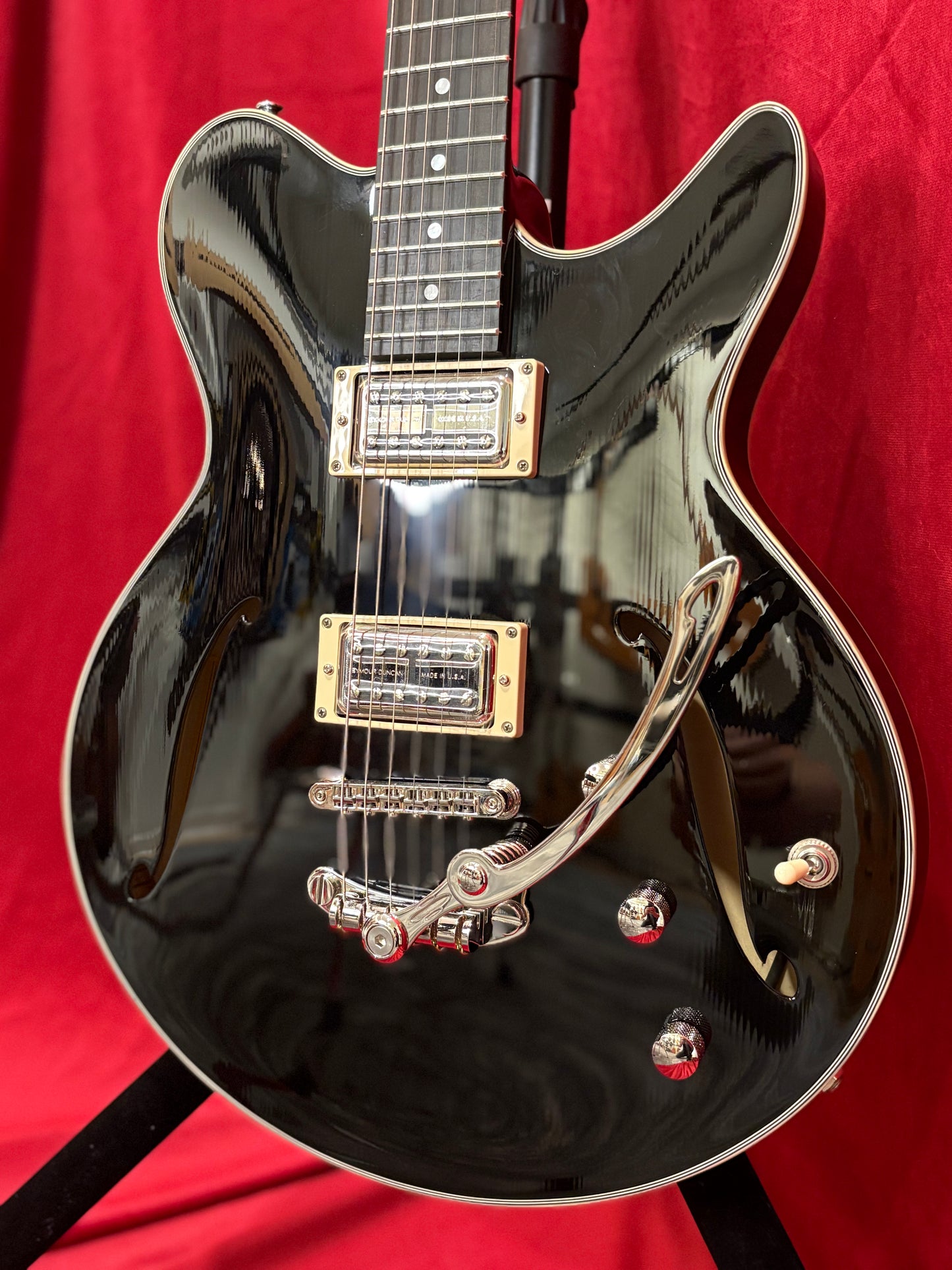 Eastman Romeo Electric Guitar – Rusty's Cool Guitars