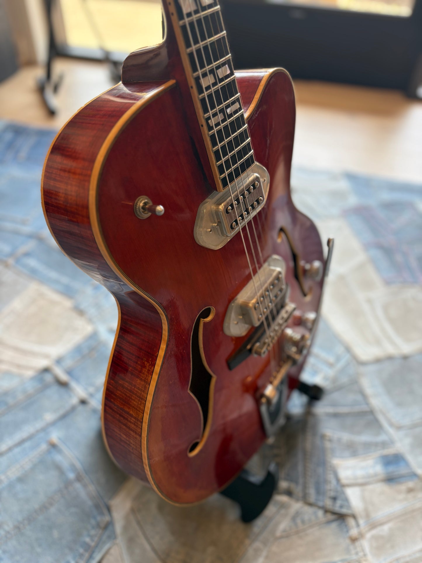 USED Eastman T58/V