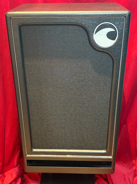 Port City Cabinet 2x10 Vertical