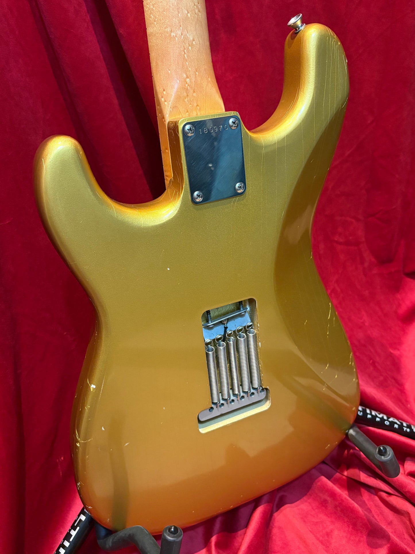 USED SVL Strat Electric Lady Gold*