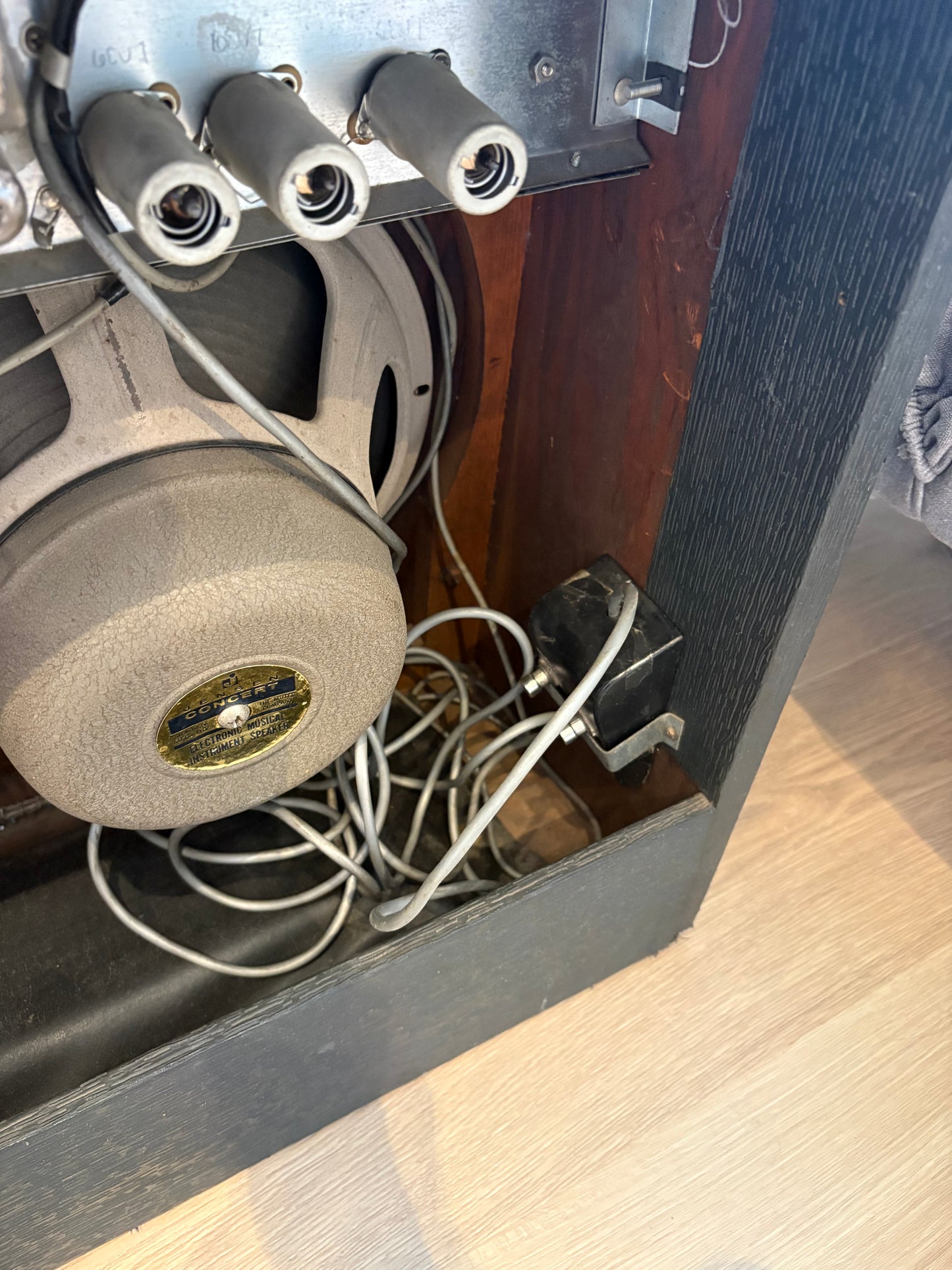 USED Gibson 30RVT Amp*