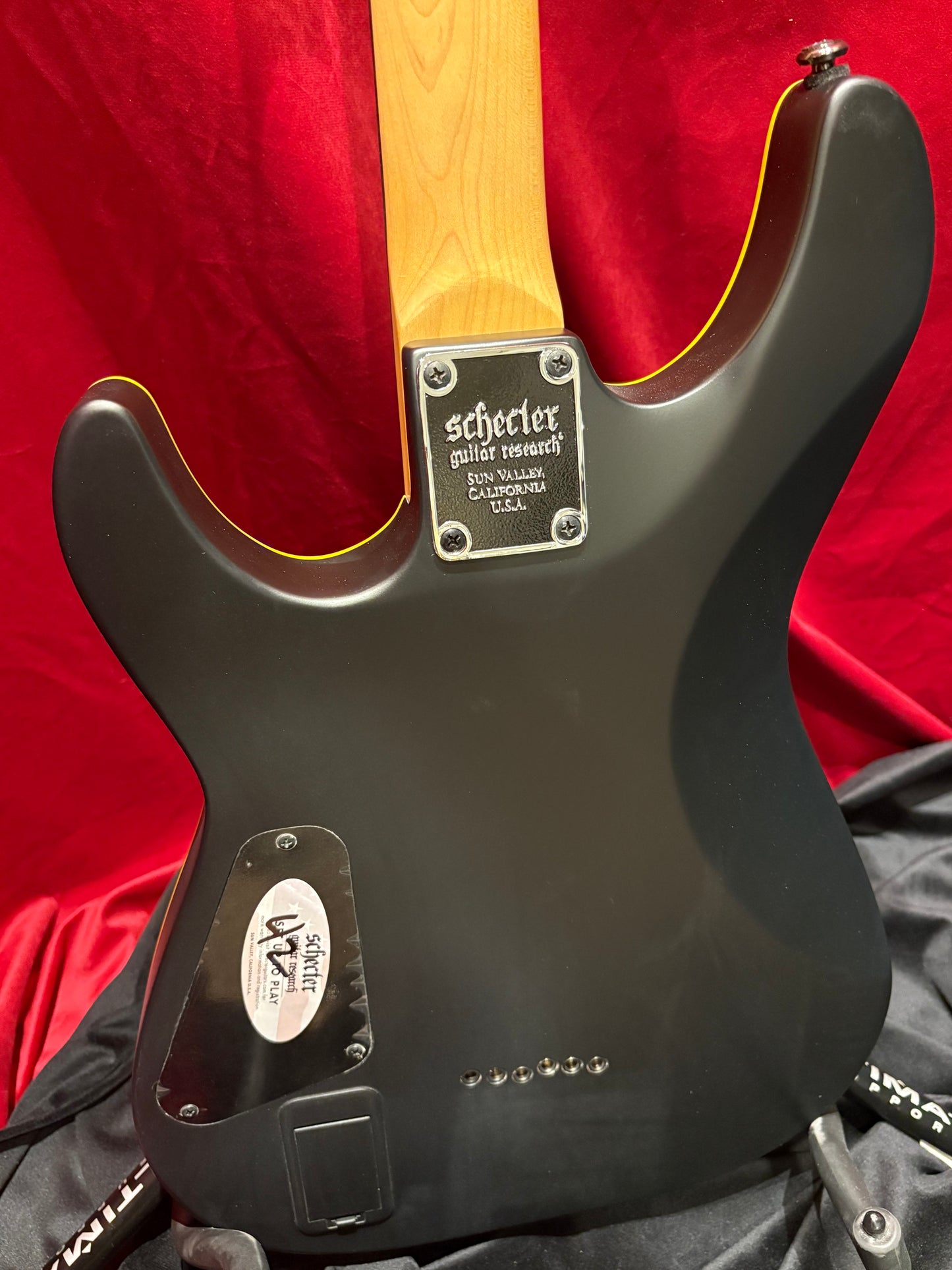 Schecter Demon-6 Aged Black Satin