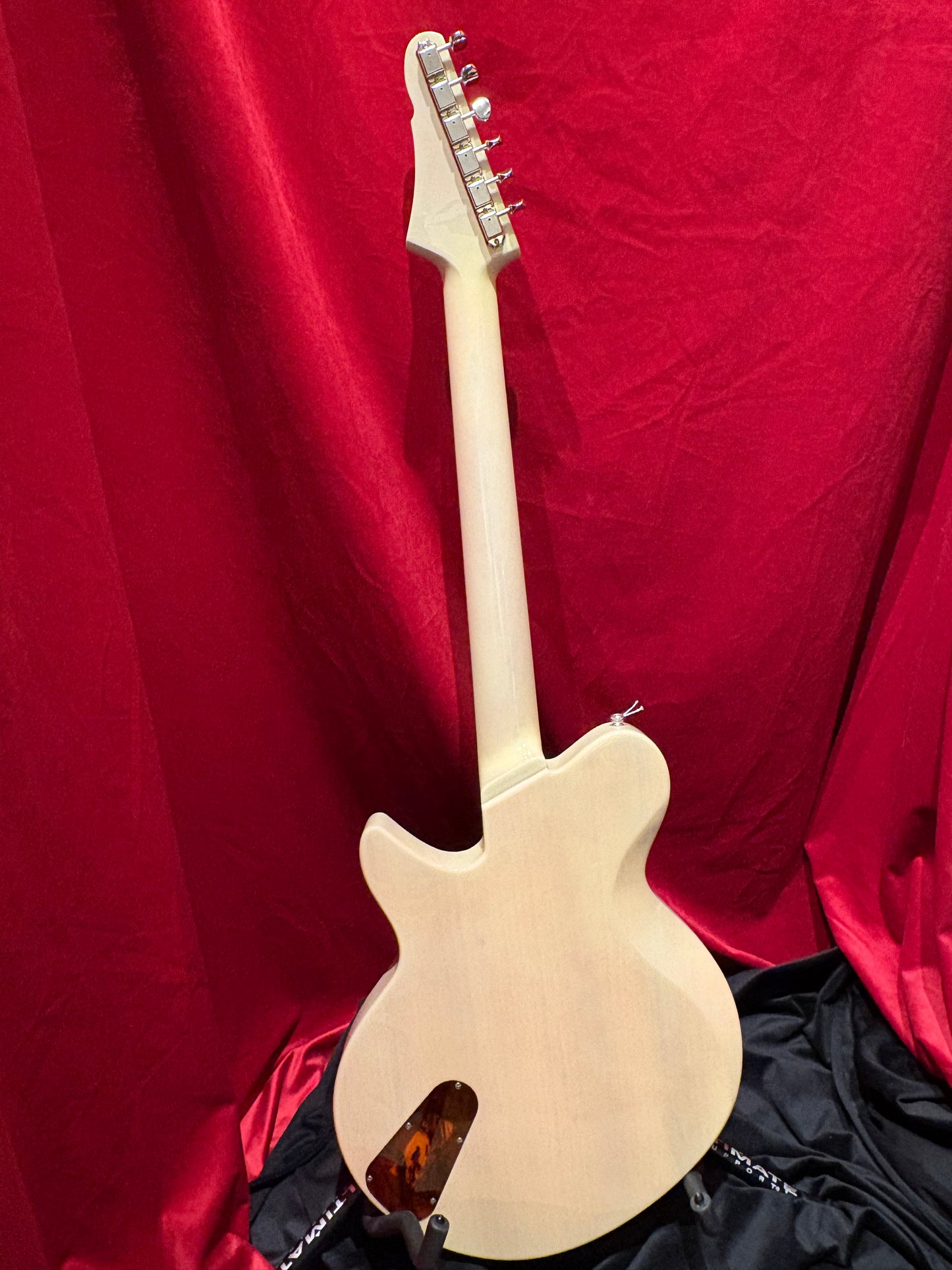 USED Eastman Juliet LA PB*