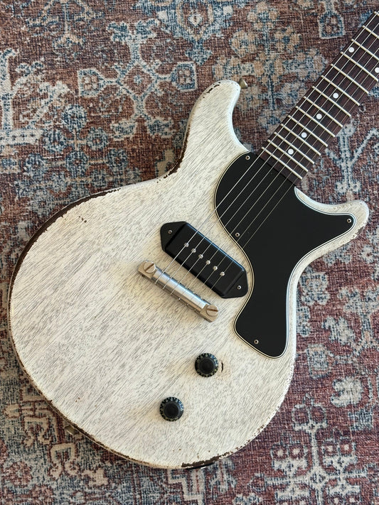 Rock N Roll Relics Thunders TV White