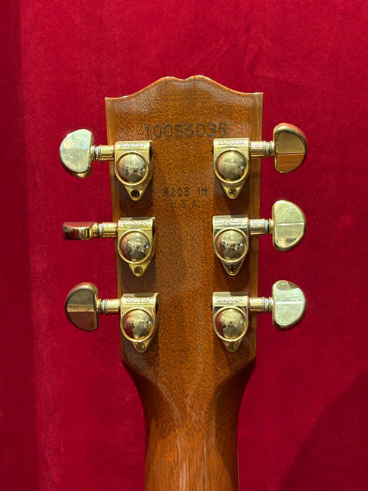 USED Gibson Songrwriter Deluxe Studio 2016