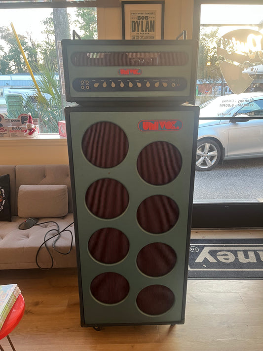 USED Univox U1011 Head and matching U2080 8x10 Cabinet