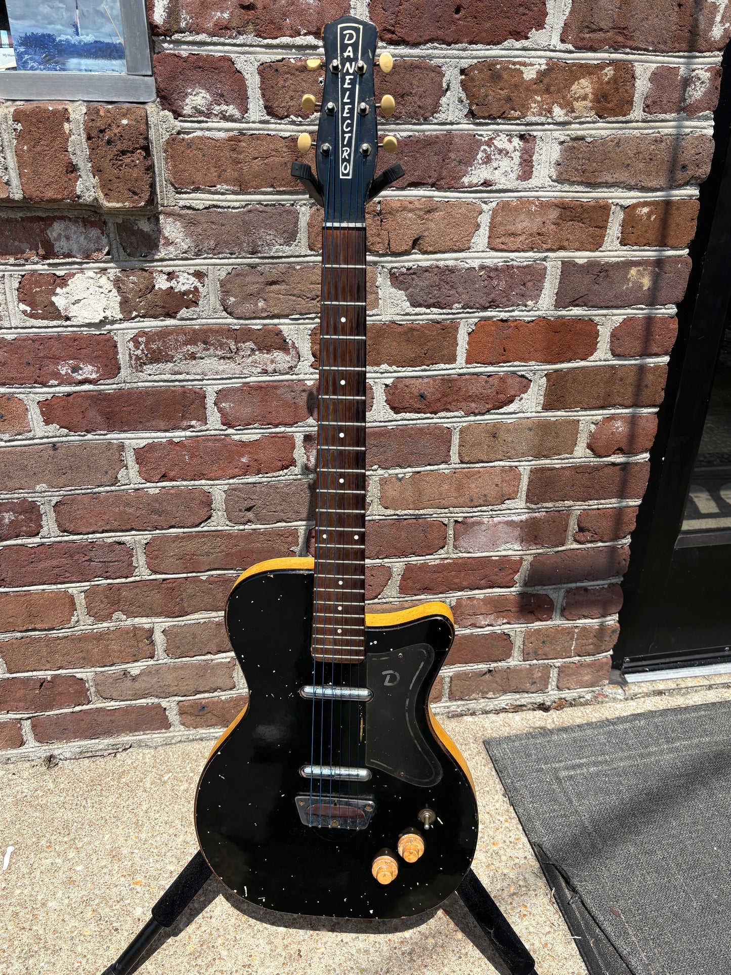 USED Danelectro U2 Black (ca '56-'58)