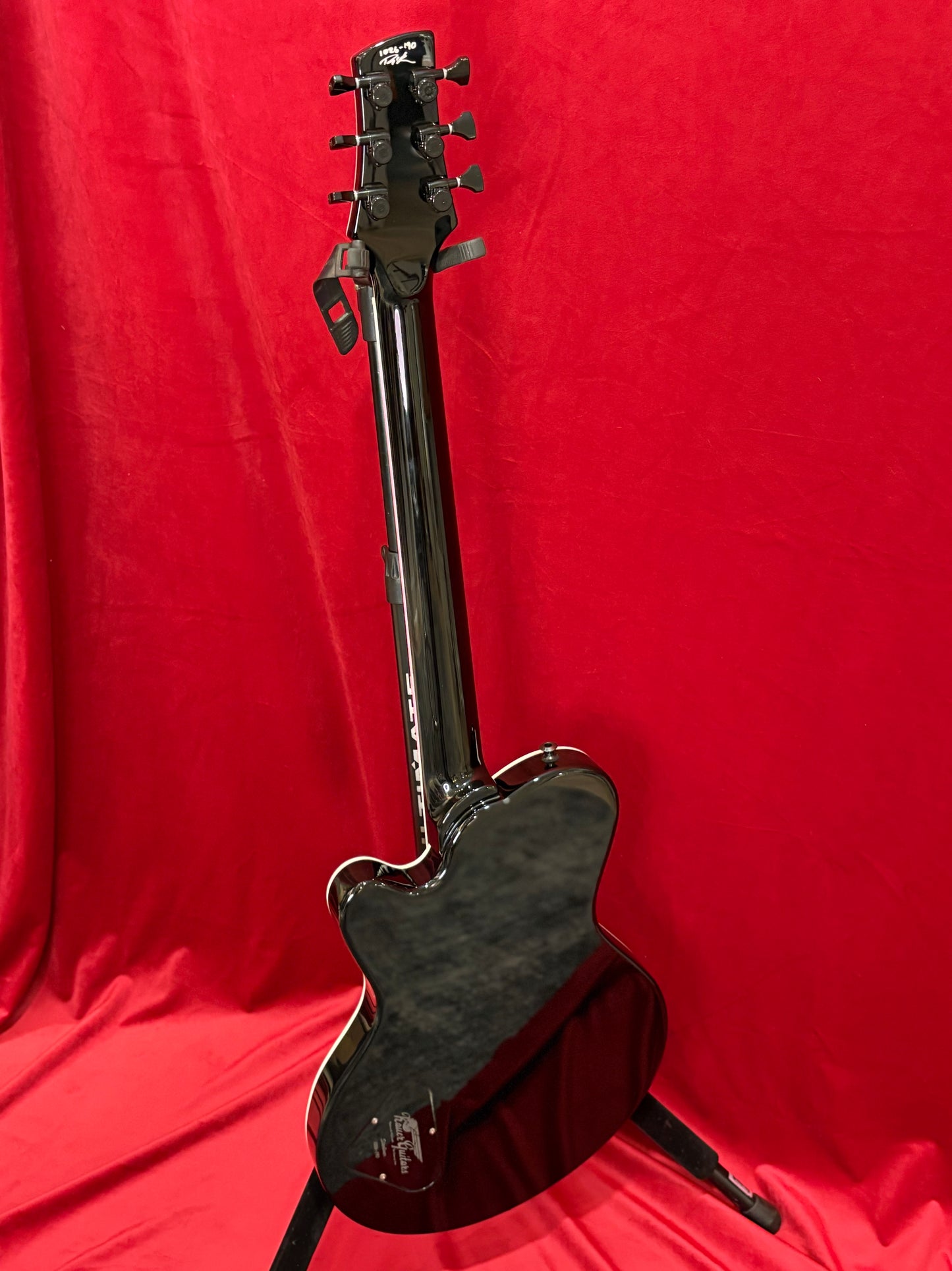 Kauer Burst Noir Starliner Deluxe